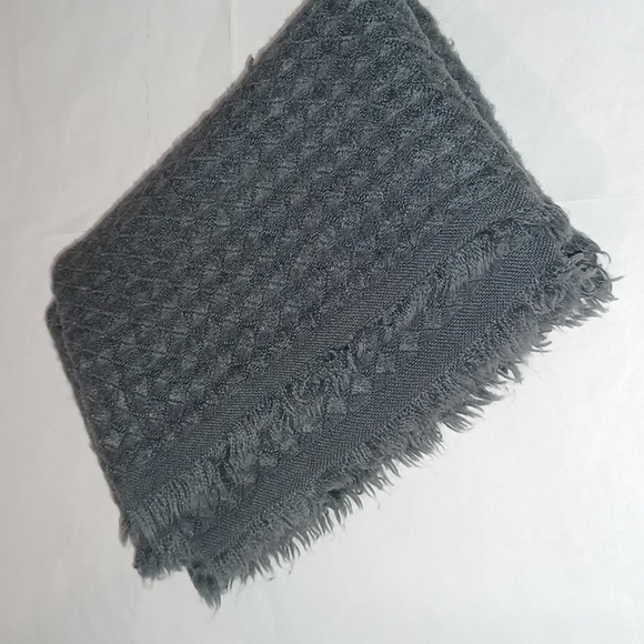 19 Palms Soft Infinity Loop Scarf Dark Gray Boho gray fringe scarf 13" x 40" - Picture 5 of 15
